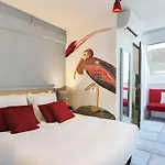 Logis & Restaurant Du Sauvage Hotel La Ferté-Gaucher