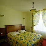Logis & Restaurant Du Sauvage 3*