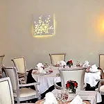Logis & Restaurant Du Sauvage La Ferté-Gaucher