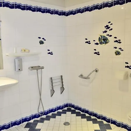 Logis & Restaurant Du Sauvage Hotel 3*