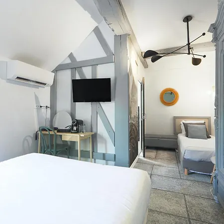 Logis & Restaurant Du Sauvage 3*