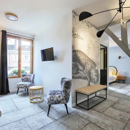 酒店 Logis & Restaurant Du Sauvage La Ferté-Gaucher