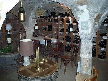 Hotel Logis & Restaurant Du Sauvage 3*