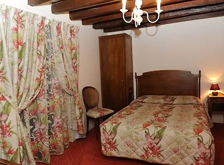 Logis & Restaurant Du Sauvage 3*