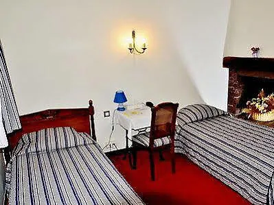 Logis & Restaurant Du Sauvage 3* La Ferté-Gaucher