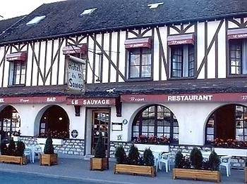 Logis & Restaurant Du Sauvage 酒店 La Ferté-Gaucher