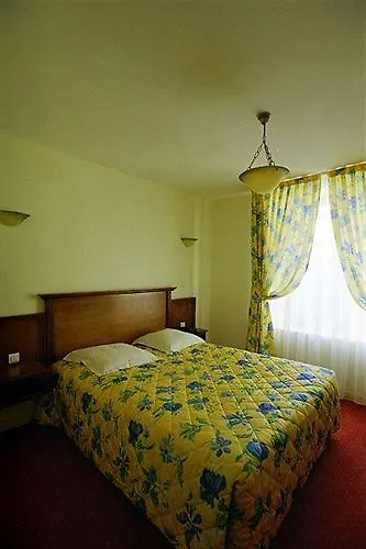 Logis & Restaurant Du Sauvage 3*